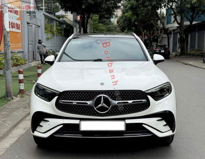 Xe Mercedes Benz GLC 300 4Matic 2023