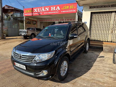 Toyota Fortuner 2012 - 999999 km
