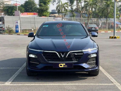 Xe VinFast Lux A 2.0 Plus 2.0 AT 2021