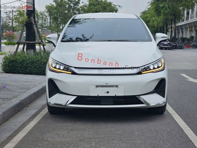 Xe BYD M6 Standard 2025