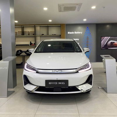 BYD M6 2025 trả trước chỉ với 75tr600, sẵn xe