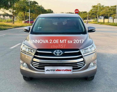 Toyota Innova 2017 2.0E MT Nâu