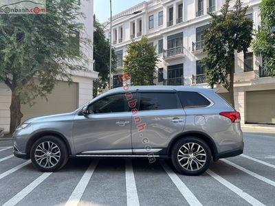 Xe Mitsubishi Outlander 2.4 CVT 2016