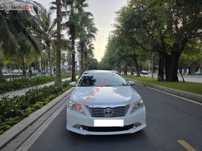 Xe Toyota Camry 2.5Q 2014