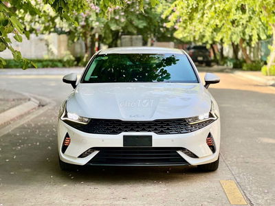 Kia K5 2.0AT Luxury 2022