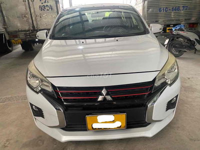 Mitsubishi Attrage Trắng 5 chỗ