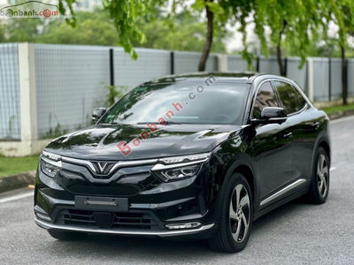Xe VinFast VF8 Eco AWD 2022