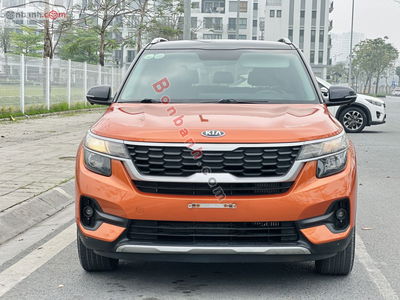 Xe Kia Seltos Deluxe 1.4 AT 2021
