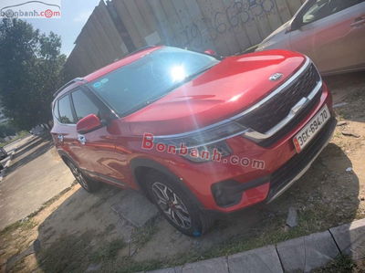 Xe Kia Seltos Luxury 1.4 AT 2021