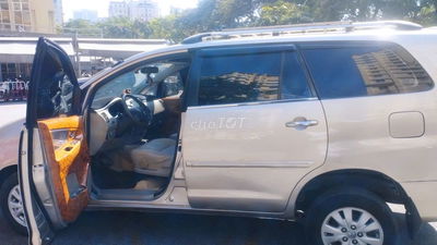 Toyota Innova 2010 G - 160000 km