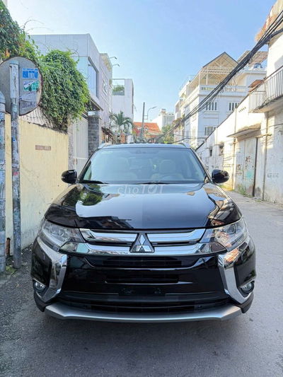 Mitsubishi Outlander 2018 2.0 CVT Premium 72000km