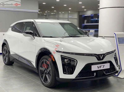 Xe VinFast VF7 Plus 2025