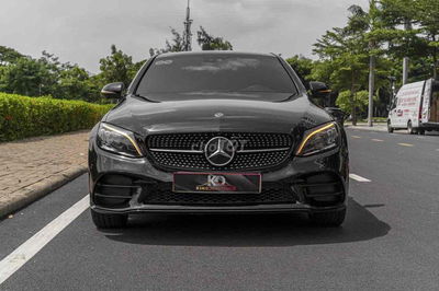 C300_AMG facelift model 2020 màu đen siêu ngầu
