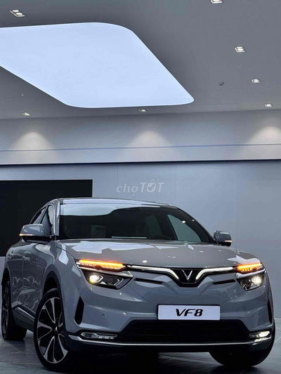SỞ HỮU VF8 LUX 2025 – TINH TẾ, HIỆN ĐẠI, ĐẲNG CẤP