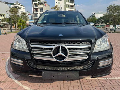 Mercedes-Benz GL550 4Matic Đen