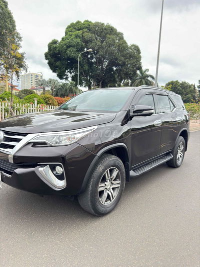 Toyota Fortuner 2018 2.7 AT Xăng Nâu