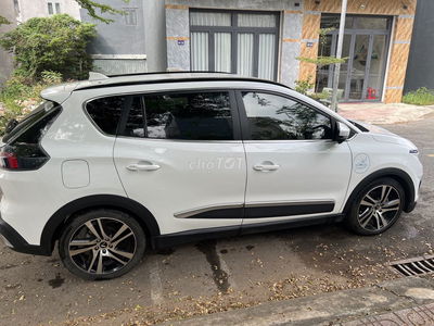 VinFast VF e34 2023 Trắng