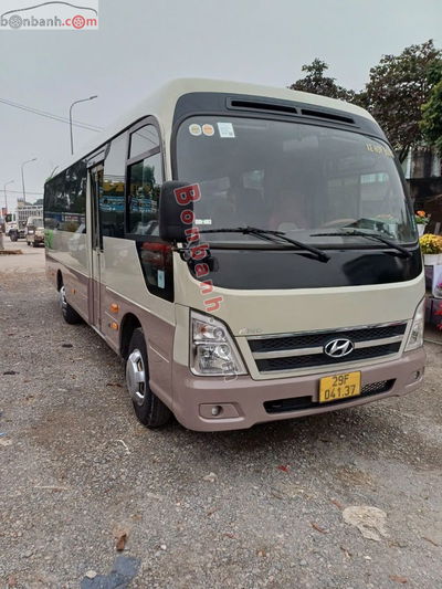 Xe Hyundai County SL F140 3.9L S22 2018