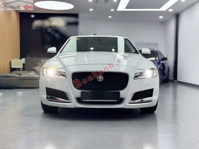 Xe Jaguar XF 2.0 AT 2016