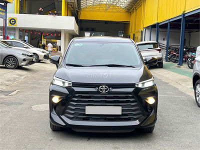 TOYOTA AVANZA PREMIO CVT 2024 XE GIA ĐÌNH ÍT ĐI