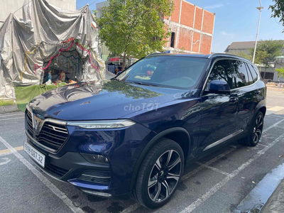 Vinfast Lux SA 2.0 2019 Tubor Premium