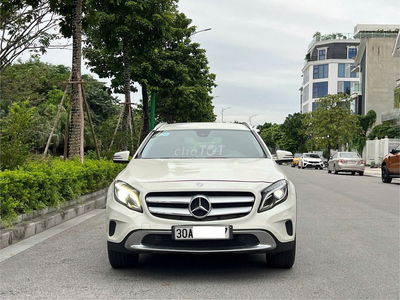 Mercedes Benz GLA class GLA 200 2014