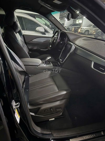 Vinfast Lux SA2.0 Premium 2022 Đen 55.000km