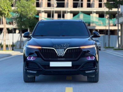 VinFast Lux SA 2.0 Nâng cao 2022