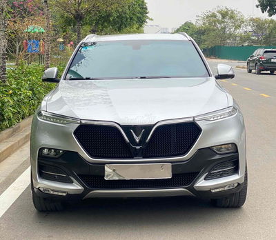 Vinfat lux SA 2.0 premium 2021, ODO 9 vạn
