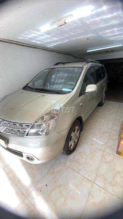 Nissan Grand livina 2011 - 88500 km