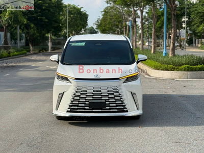 Xe Lexus LM 500h 2024