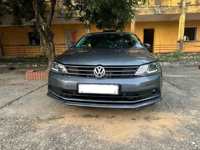 Volkswagen Jetta 2***0 km