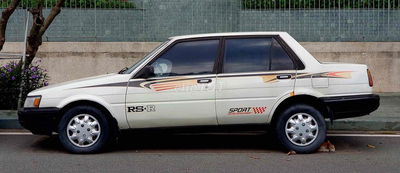 Toyota Corolla 1986 Trắng Đã sử dụng