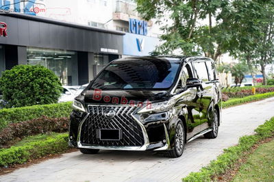 Xe Lexus LM 350 2022