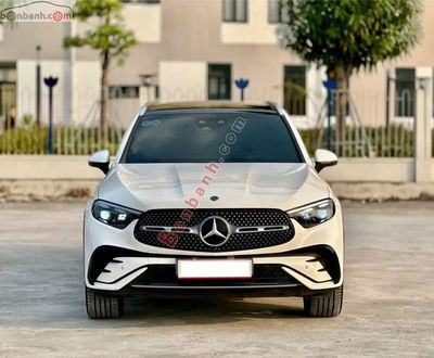 Xe Mercedes Benz GLC 300 4Matic 2023