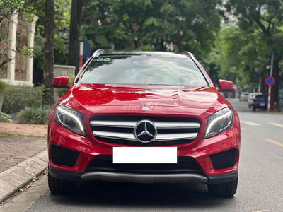 Mercedes Benz GLA250 AMG 4Matic sx 2016 màu đỏ