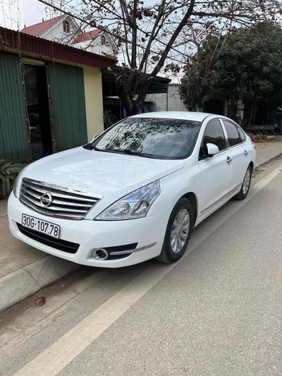 Nissan Teana 2010 2.0 AT nguyên bản