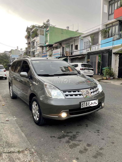 Nissan Livina 7 Chổ 👉 Xe Siu Cọp 12 Vạn Zin 100 %