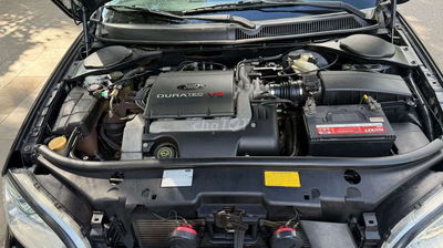 Ford Mondeo Đen 5 chỗ 2004