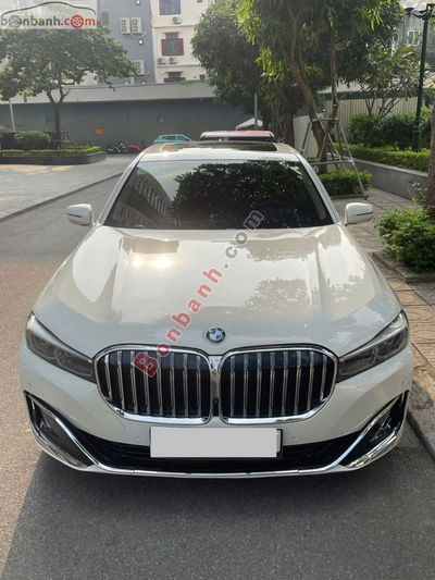 Xe BMW 7 Series 740Li 2016