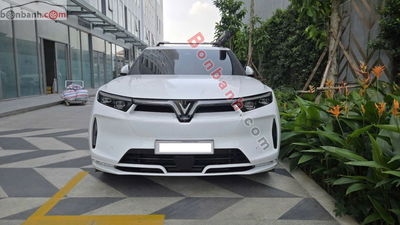 Xe VinFast VF9 Plus 6S SDI 2023