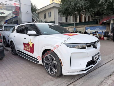 Xe VinFast VF9 Plus 7S 2023