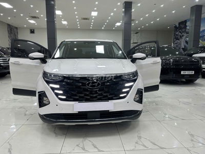 Hyundai Custin 2023 2.0 AT Cao Cấp 30000 km Trắng