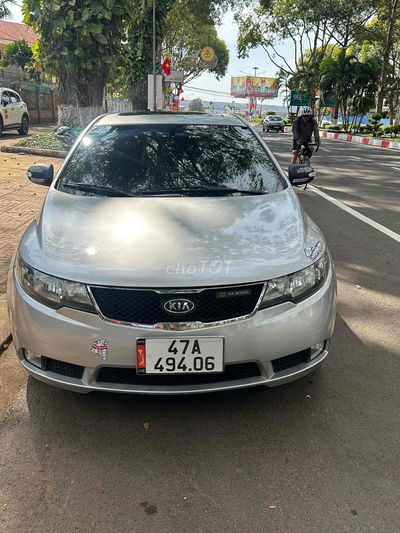 gd cần bán Kia Forte 2010 Bạc Số sàn chính chủ