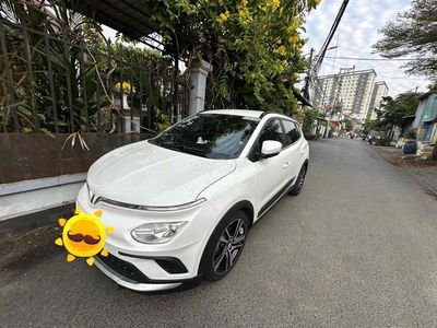 Dư xe cần bán VF e34 màu Trắng