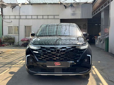 Hyundai Custin 2023 Cao Cấp 2.0T,màu đen,17.000km