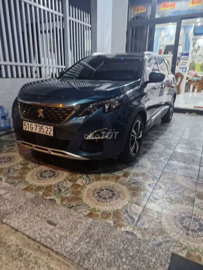 Peugeot 5008 2018 XS Xanh