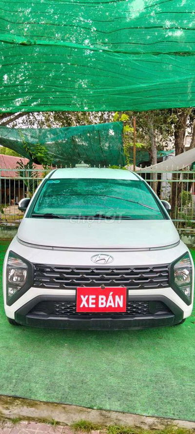 Hyundai Stargazer 2022 Trắng