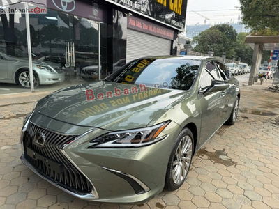 Xe Lexus ES 250 2021