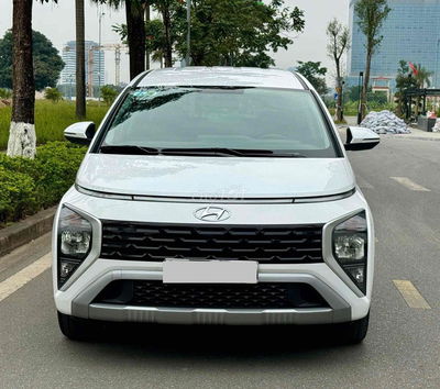 Hyundai Stargazer Trắng